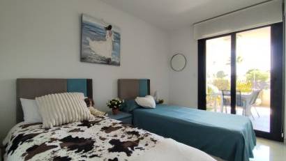 Återförsäljning - Apartment -
Orihuela Costa