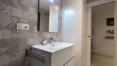 Återförsäljning - Apartment -
Orihuela Costa