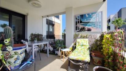 Återförsäljning - Apartment -
Orihuela Costa