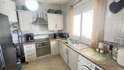 Återförsäljning - Villa -
Villamartin - Villamartín