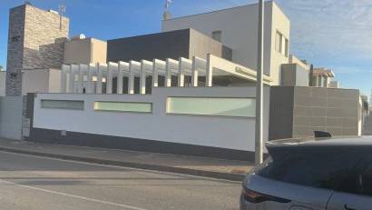 Återförsäljning - Detached villa -
Pilar de la Horadada - Costa Blanca Sur
