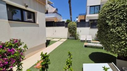 Reventa - Detached villa -
Torrevieja - Costa Blanca Sur
