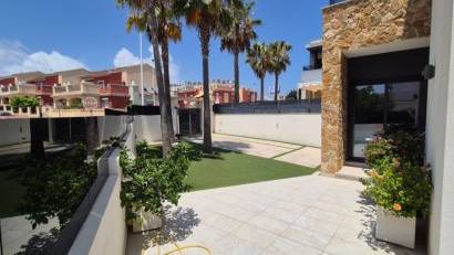 Reventa - Detached villa -
Torrevieja - Costa Blanca Sur