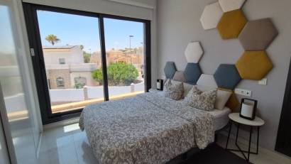 Reventa - Detached villa -
Torrevieja - Costa Blanca Sur