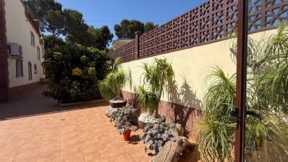 Reventa - Detached villa -
Torrevieja - Costa Blanca Sur