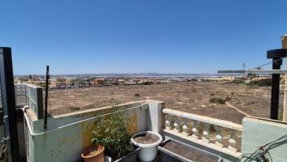 Återförsäljning - Radhus -
Torrevieja - Costa Blanca Sur