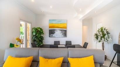 Resale - Villa -
Torrevieja - La Siesta