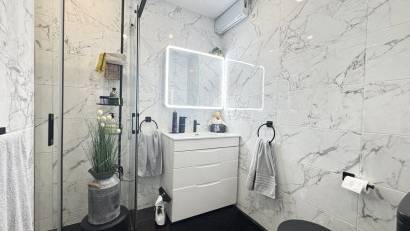 Resale - Bungalow -
Villamartin - Villamartín