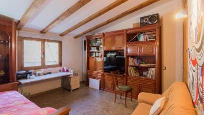 Återförsäljning - Detached villa -
Redován