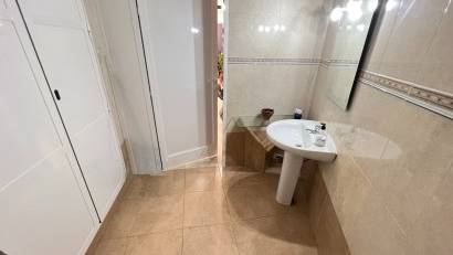 Återförsäljning - Commercial Unit -
Guardamar del Segura - Guardamar Del Segura