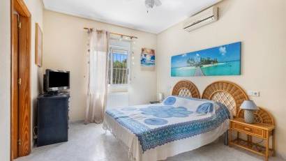 Resale - Villa -
San Fulgencio