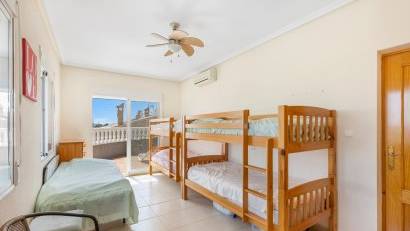 Resale - Villa -
San Fulgencio