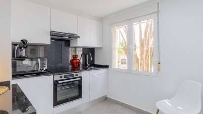 Resale - Villa -
Orihuela