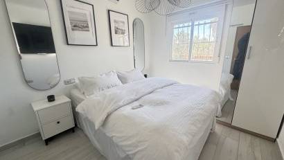 Återförsäljning - Villa -
Blue Lagoon - Villamartín