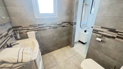 Återförsäljning - Villa -
Blue Lagoon - Villamartín