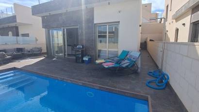 Återförsäljning - Villa -
Villamartin