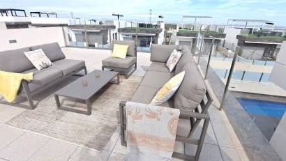 Återförsäljning - Villa -
Villamartin