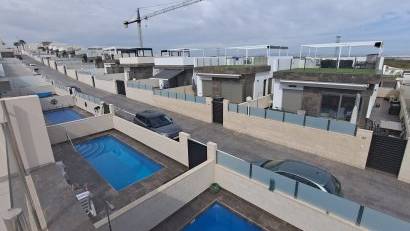 Återförsäljning - Villa -
Villamartin