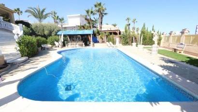 Återförsäljning - Villa -
Cabo Roig - MUY CERCA DE LA PLAYA