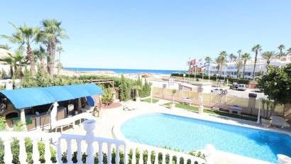 Återförsäljning - Villa -
Cabo Roig - MUY CERCA DE LA PLAYA