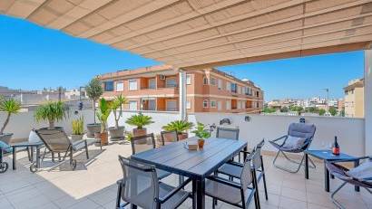 Reventa - Adosado -
Formentera del Segura