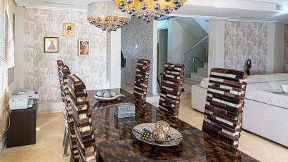 Resale - Villa -
La Mata