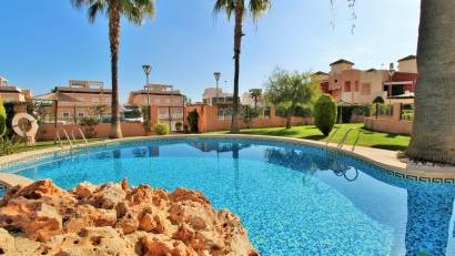 Återförsäljning - Apartment -
Punta Prima