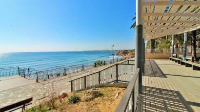 Återförsäljning - Apartment -
Punta Prima