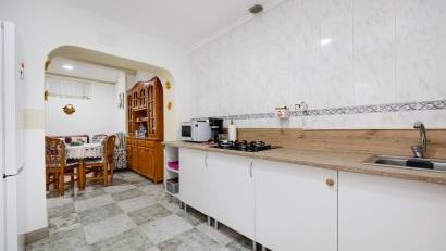 Resale - Apartment -
Torrevieja