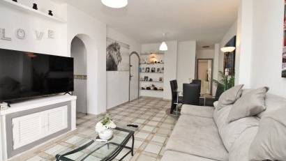 Resale - Apartment -
Villamartin - Villamartín