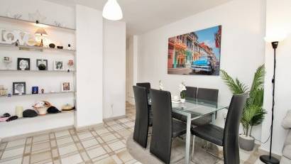 Resale - Apartment -
Villamartin - Villamartín