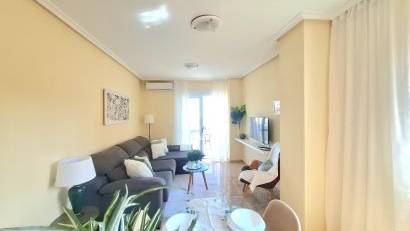 Resale - Apartment -
Torrevieja