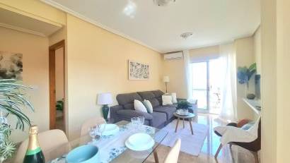 Resale - Apartment -
Torrevieja