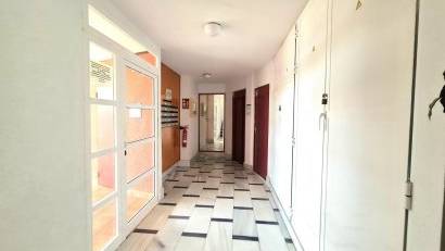 Resale - Apartment -
Torrevieja