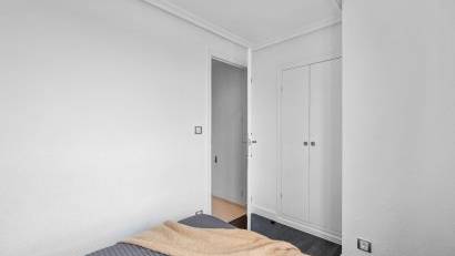 Reventa - Apartment -
Punta Prima