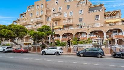 Reventa - Apartment -
Punta Prima