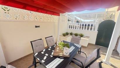 Reventa - Villa -
Villamartin - Villamartín