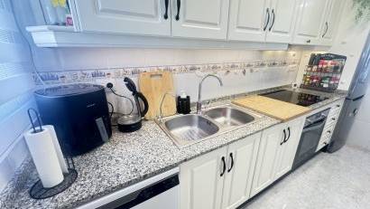 Reventa - Villa -
Villamartin - Villamartín