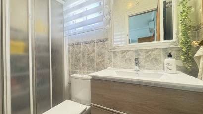 Reventa - Villa -
Villamartin - Villamartín