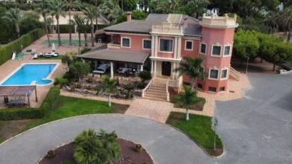 Reventa - Villa -
Elche