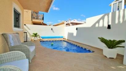Resale - Villa -
Villamartin - Villamartín