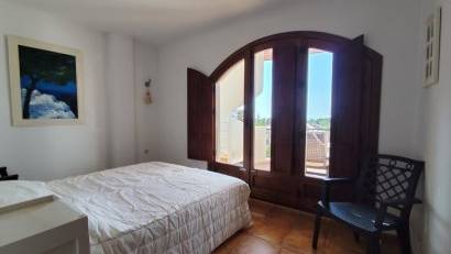Resale - Apartment -
Punta Prima