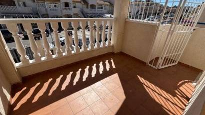 Återförsäljning - Bungalow -
Torrevieja