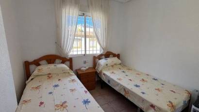 Återförsäljning - Bungalow -
Torrevieja