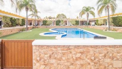 Återförsäljning - Radhus -
Pilar de la Horadada - Mil Palmeras