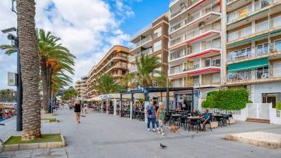 Återförsäljning - Apartment -
Torrevieja