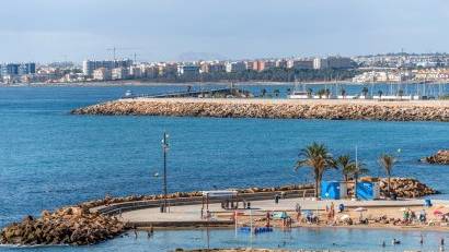 Återförsäljning - Apartment -
Torrevieja