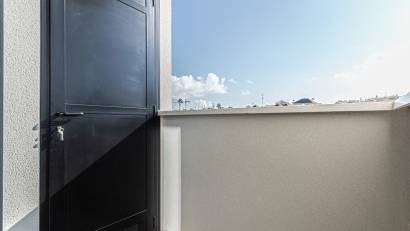 Resale - Apartment -
Los Altos