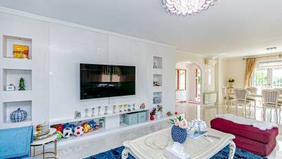 Reventa - Villa -
Campoamor - Campoamor Golf