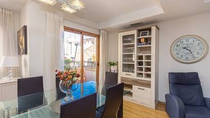 Återförsäljning - Apartment -
Torrevieja